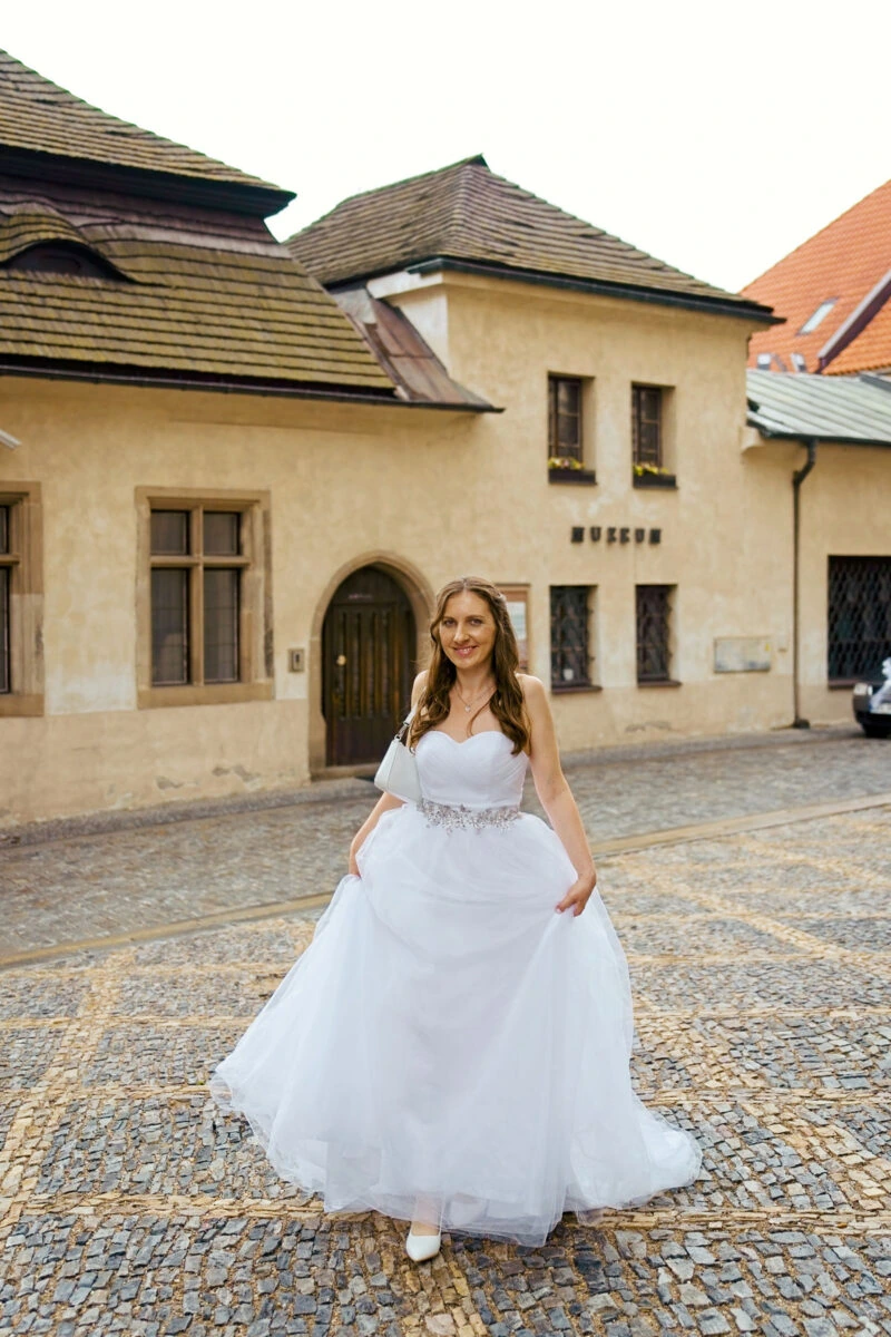 Nevěsta přichází na svatbu, Bartolomějského návrší