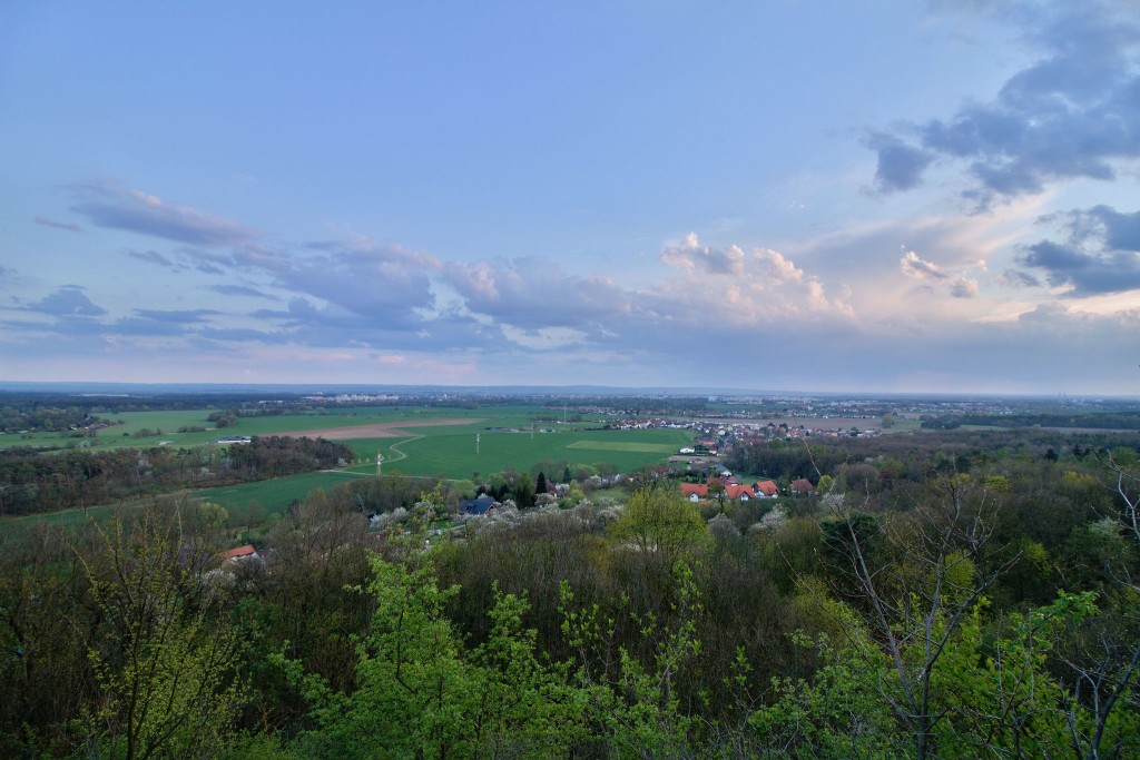 Výhled na Pardubice z Kunětické hory